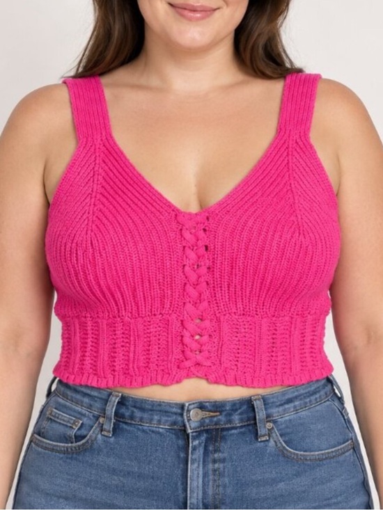 Tops - NWT hot‎ pink knit crop top